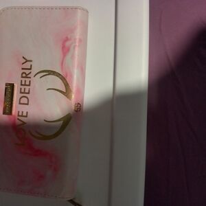 Simply Southern Cream and Tan Women's Wallet